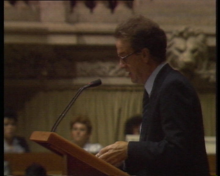 PS apresenta moção de censura ao Governo