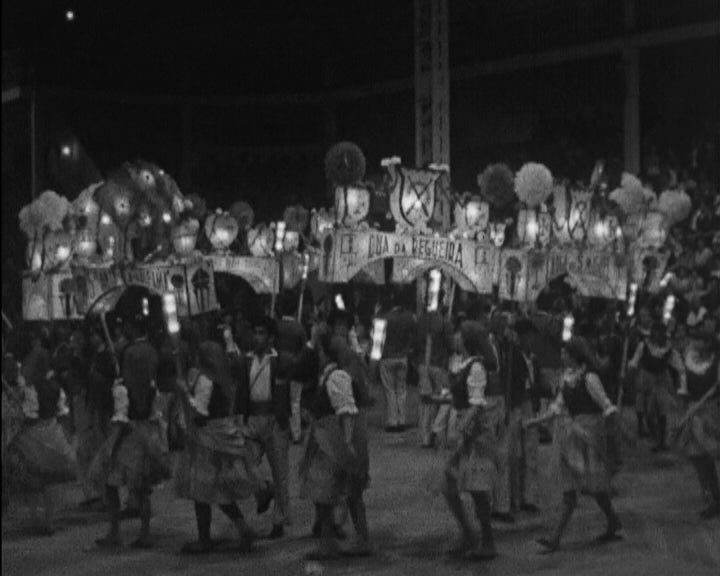 Desfile das Marchas Populares no Pavilhão dos Desportos