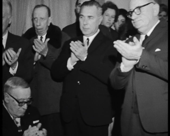 Posse na Sociedade de Escritores e Compositores Teatrais