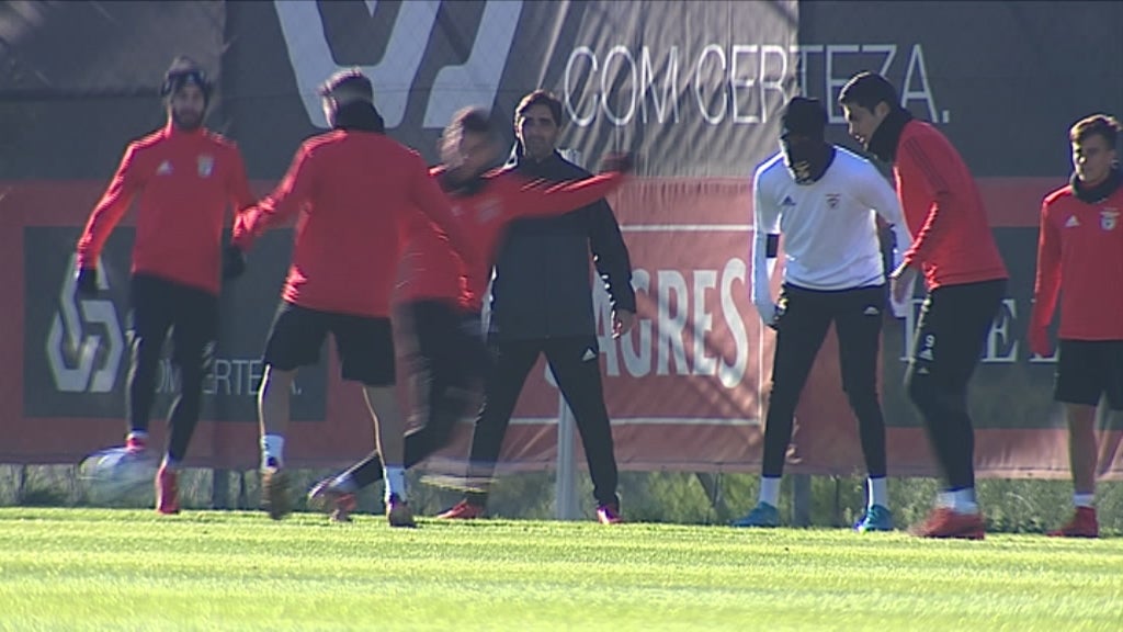 Futebol: Antevisão Benfica vs Estoril