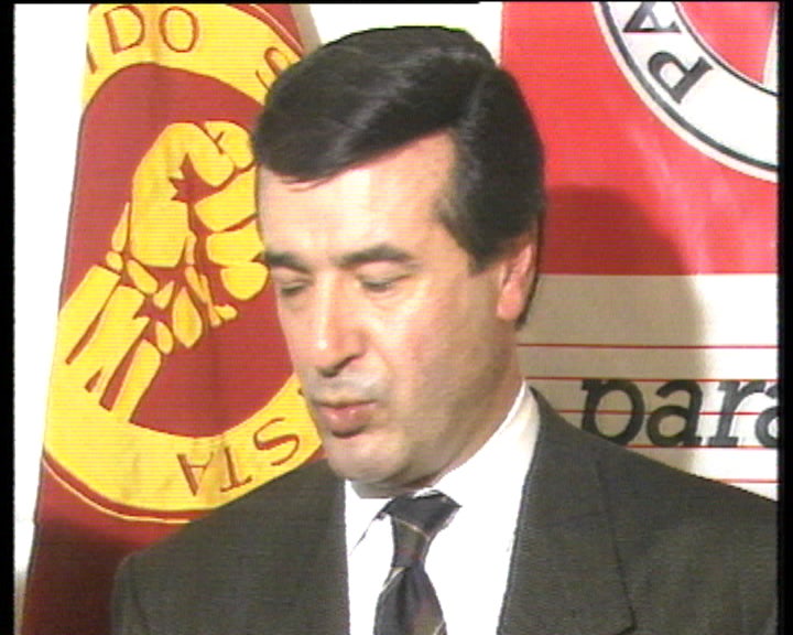 Conferência de imprensa de Fernando Gomes