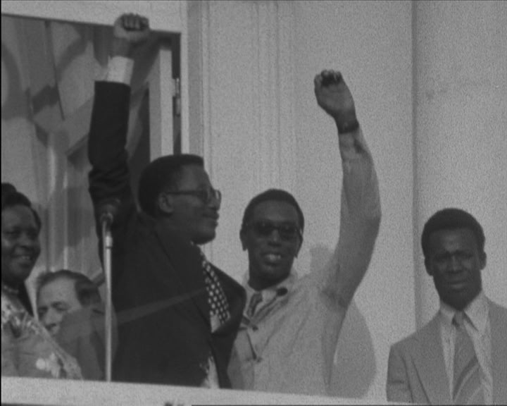 Investidura do Governo de Transição de São Tomé e Príncipe