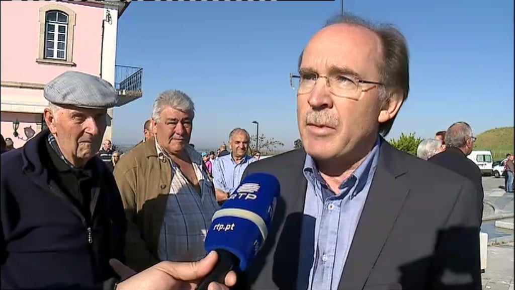 Manifestação contra o fecho de balcão da CGD