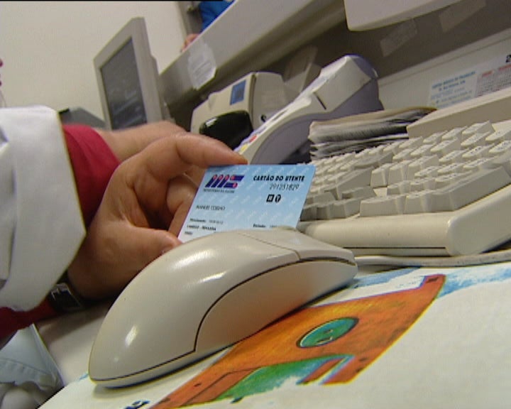 Listas de espera acima da lei