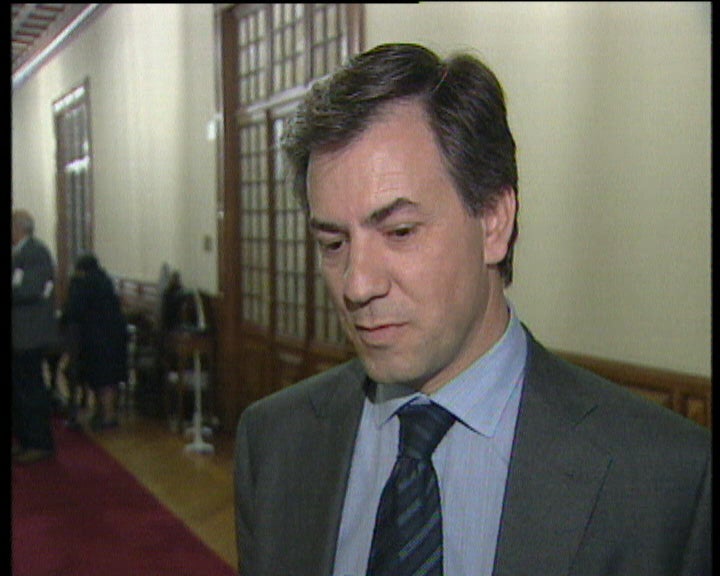 Armando Vara regressa ao Parlamento