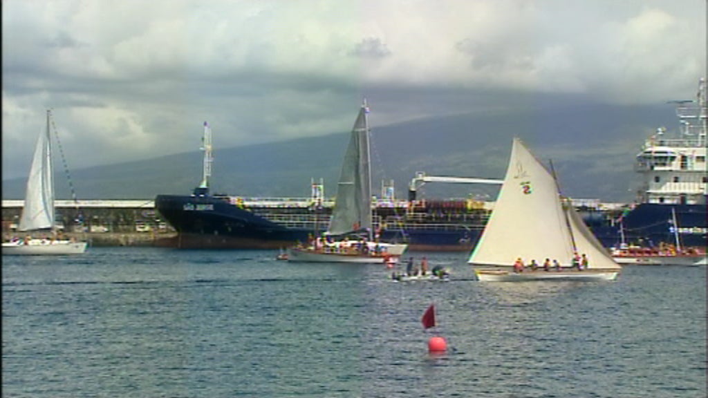 Regata de botes baleeiros na “Semana do Mar”