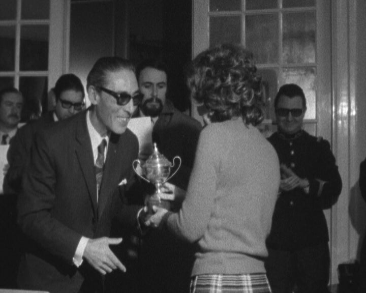 Entrega de troféus de provas automobilísticas no Porto