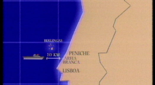 Navio do Panamá em dificuldades