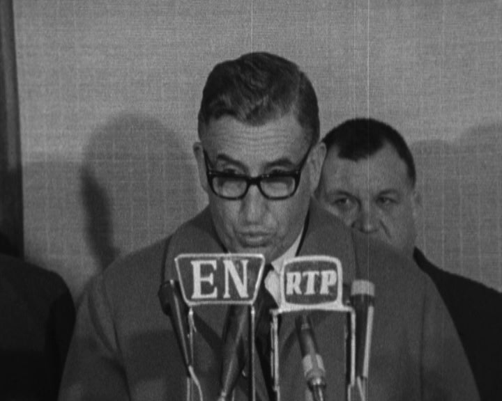 Chegada de Joaquim da Silva Cunha a Lisboa RTP Arquivos