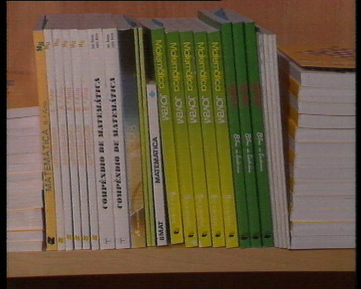 Problemas com os manuais escolares