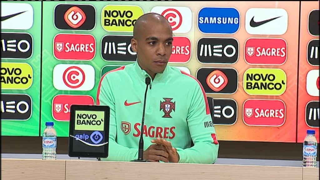 Futebol: Conferência de imprensa de João Mário