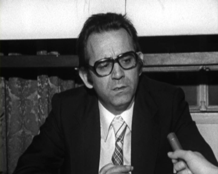 Conferência de imprensa de Tavares da Cruz