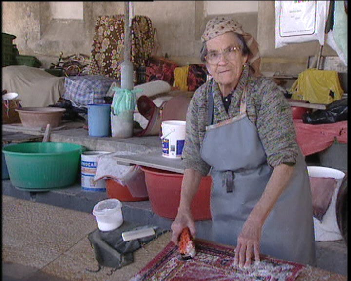 Crónica: Um lavar de Roupa Suja