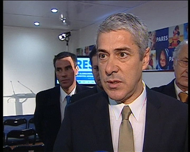 José Sócrates anuncia prioridades do OE