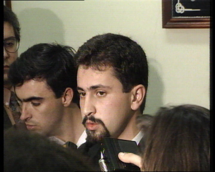 Comissão de estudantes é recebida na Assembleia da República