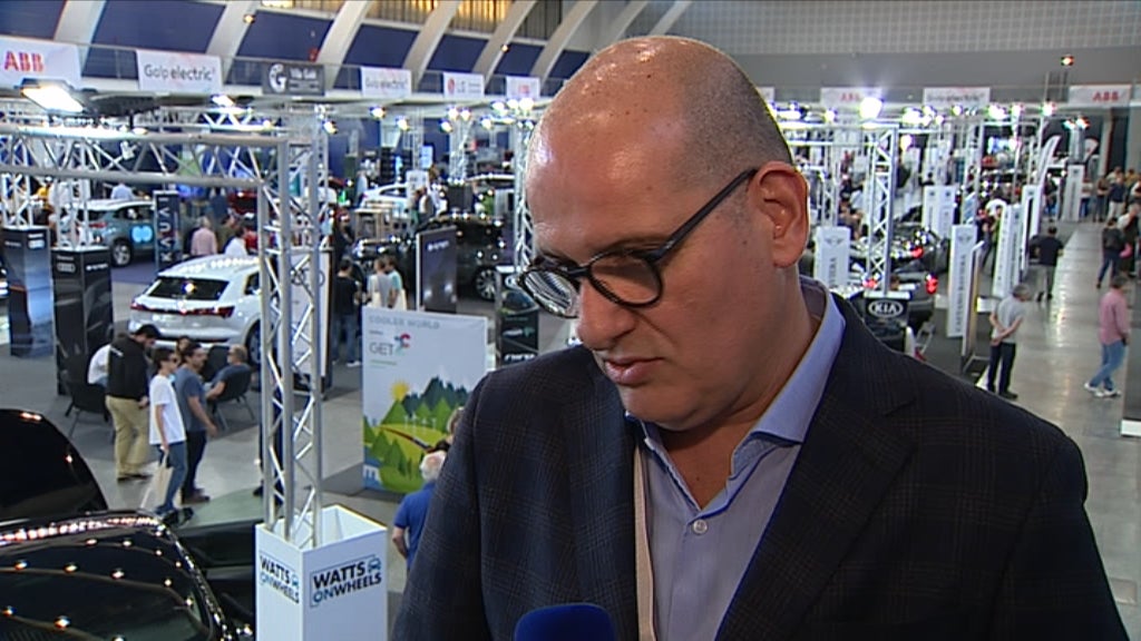 Salão de carros elétricos