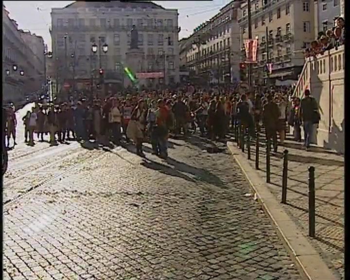 Manifestantes envolveram-se em desacatos com a polícia