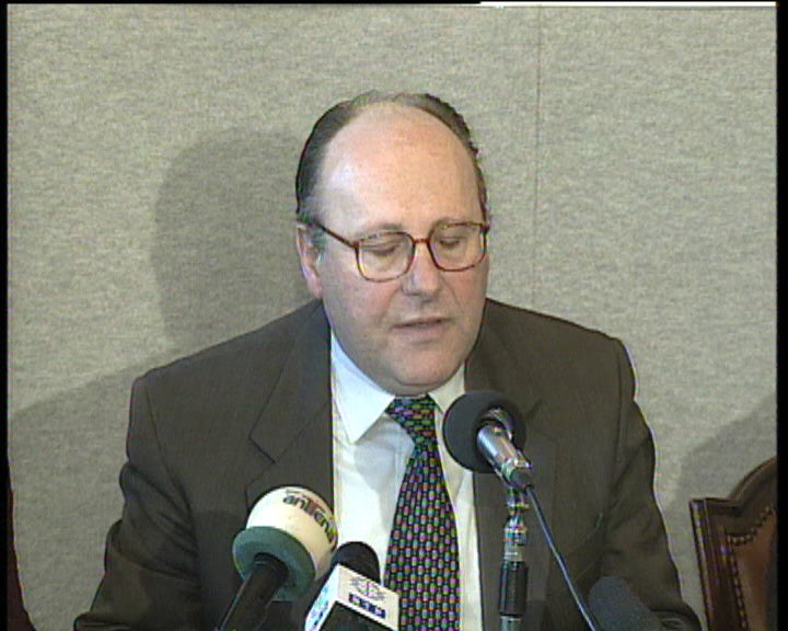 UGT critica Vítor Constâncio