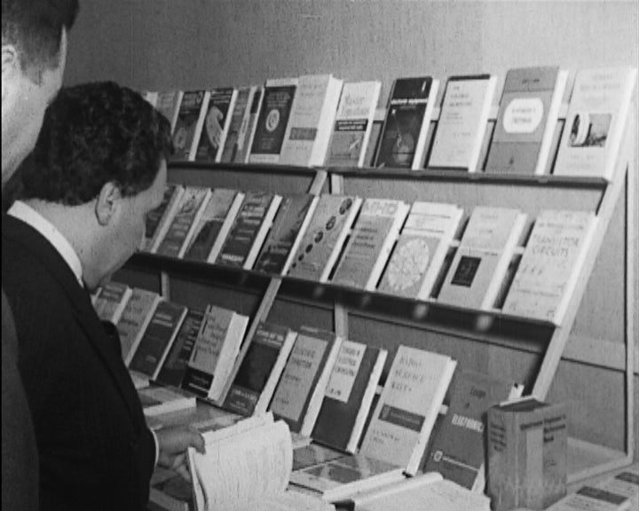 Inauguração da Exposição de Livros Científicos, Técnicos e Médicos