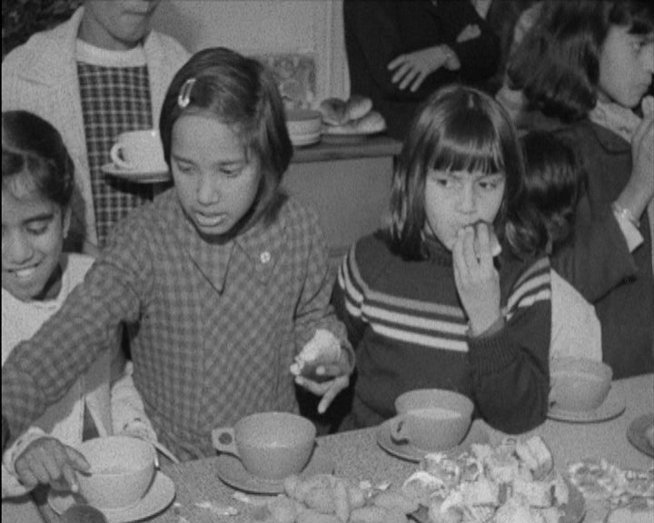 Ministro do Ultramar visita centro de alojamento dos deslocados da Índia