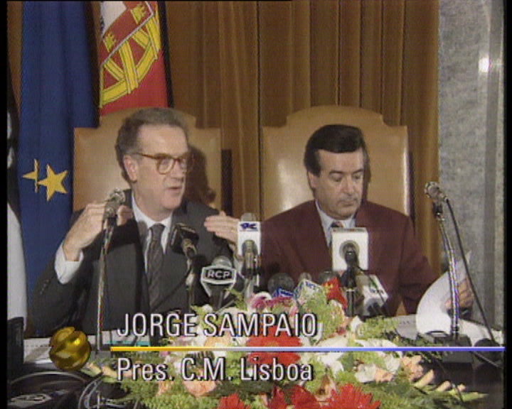 Críticas ao OE 1995 para as autarquias