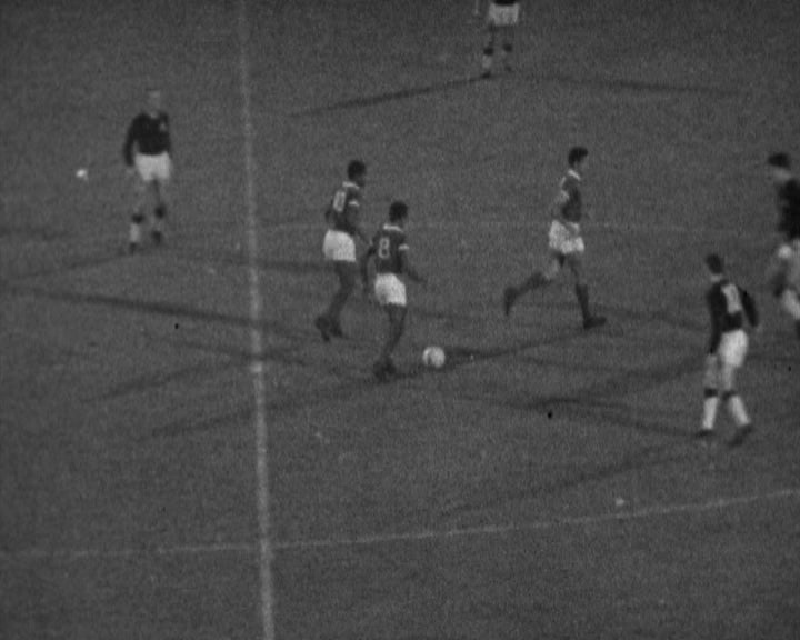 Futebol: Benfica vs Áustria Viena