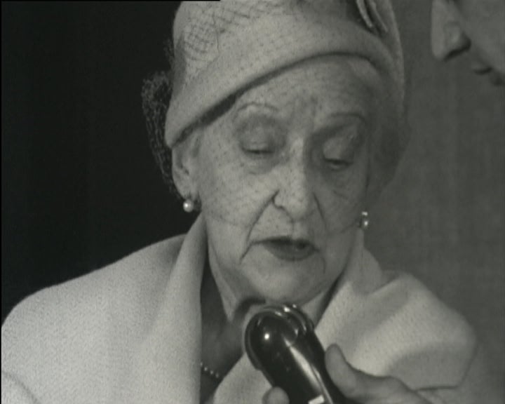 Chegada de Palmira Bastos a Lisboa