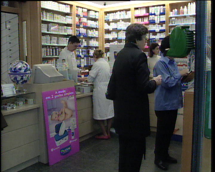 INFARMED retira medicamentos