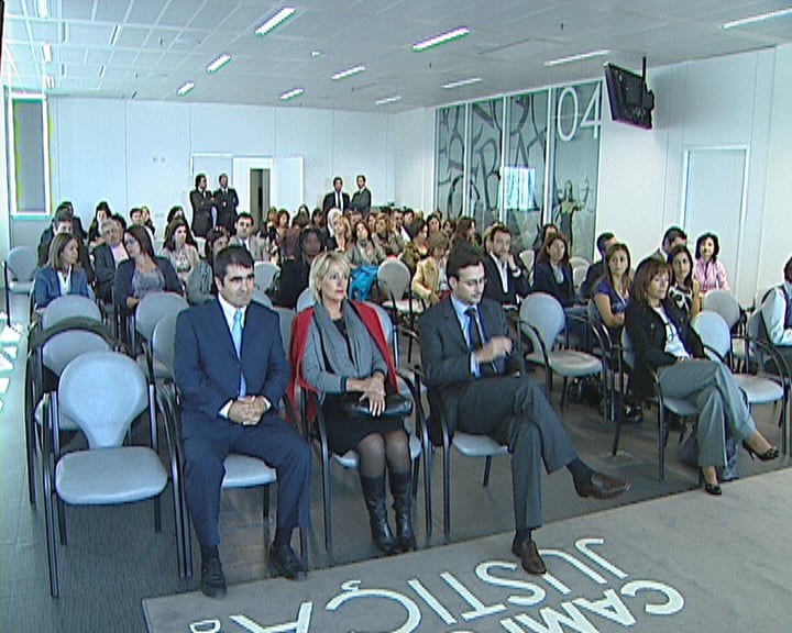 Entrevista de Maria José Morgado (off)