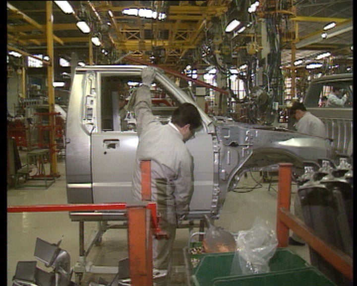 Inauguração da fábrica automóvel Mitsubishi