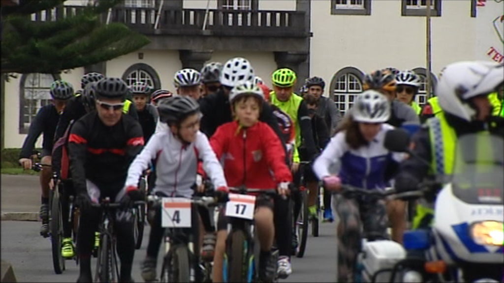 “Pedalar por uma Ambulância” no Faial