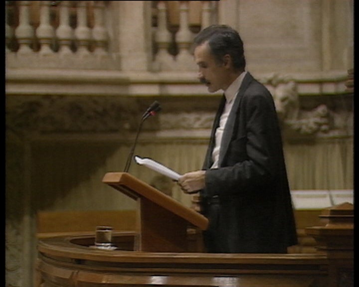 Televisão privada discutida na Assembleia da República