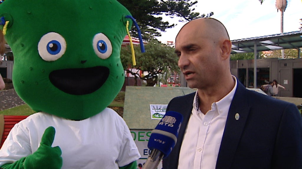 Semana Resíduos Ecológicos Perigosos