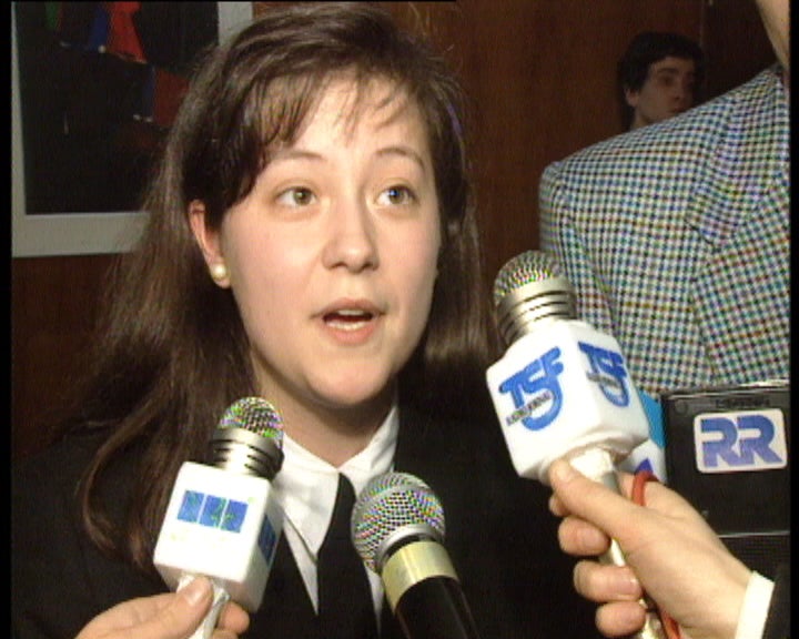 Reunião entre Ferreira Leite e estudantes