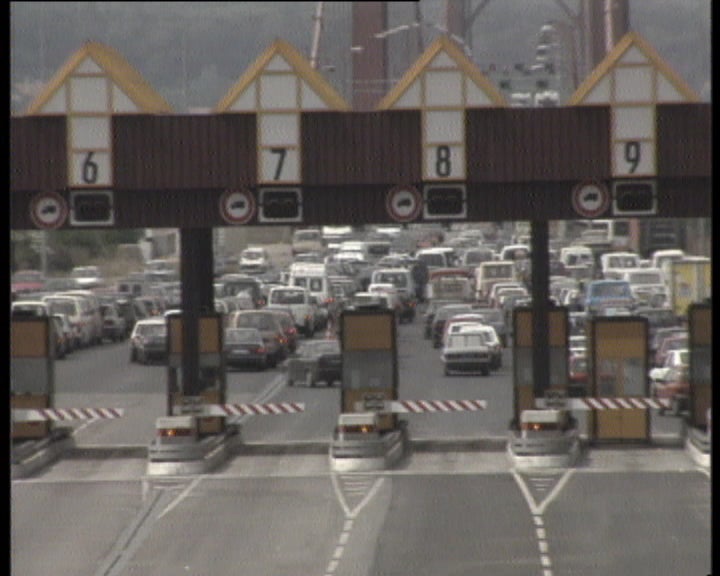 Trânsito na Ponte 25 de Abril