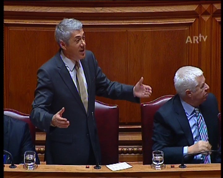 Declarações publicas contraditórias