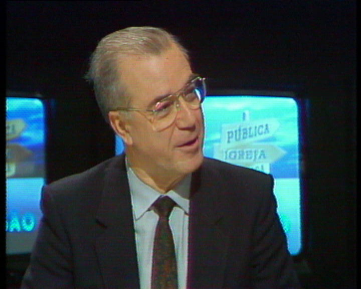 Debate sobre o acesso da Igreja à televisão