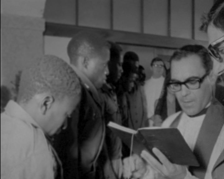 Baptismo de soldados guineenses