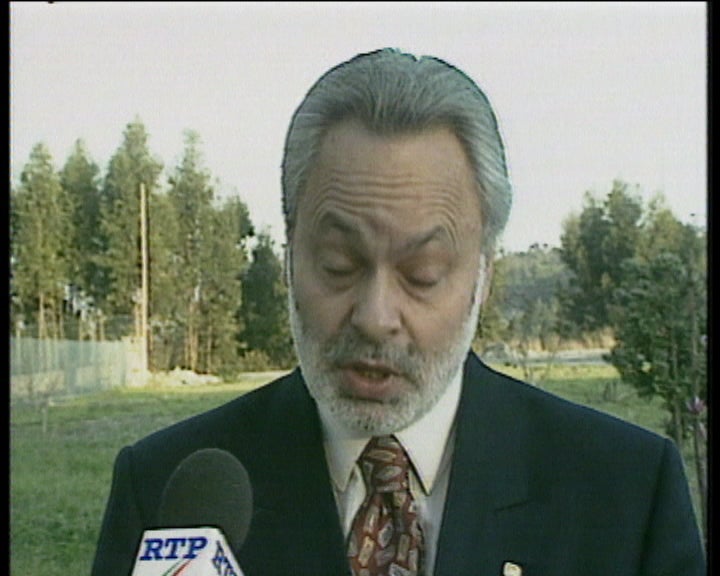 Valentim Loureiro contra a penhora do FC Porto