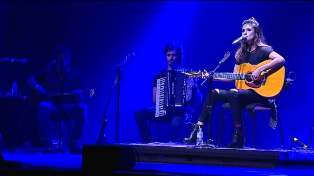 Ensaios da cantora Paula Fernandes