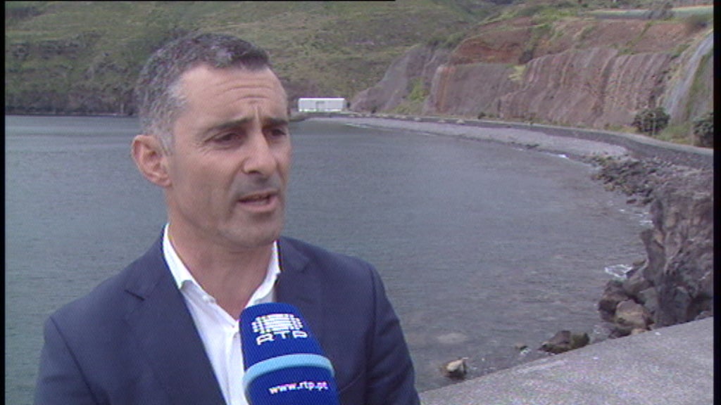 Derrocadas na praia da Ribeira do Natal
