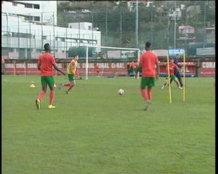 Futebol: treino do Marítimo
