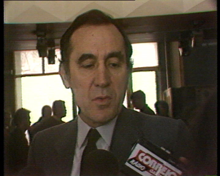 Eanes  e Canavarro conversam sobre o PRD