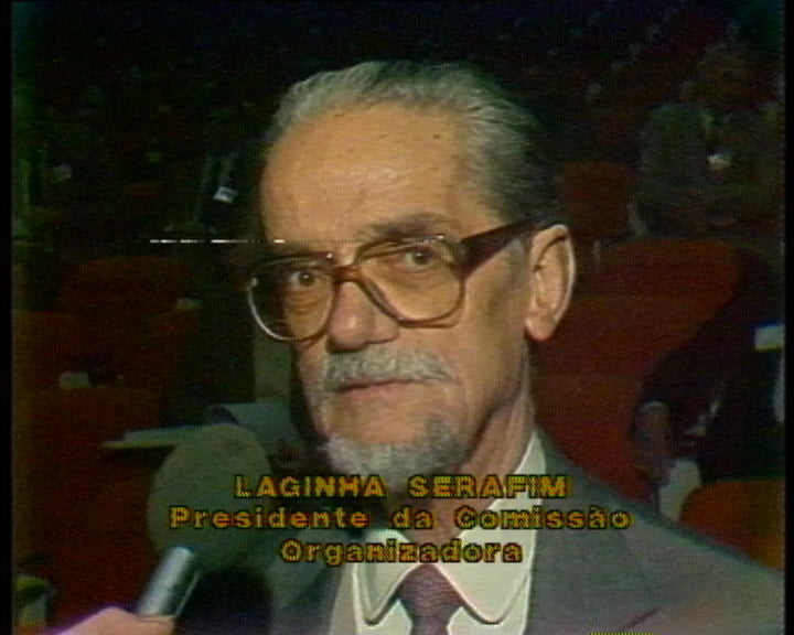 Colóquio sobre barragens