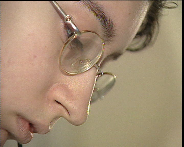 Aluna com leucemia participa nas aulas por videoconferência