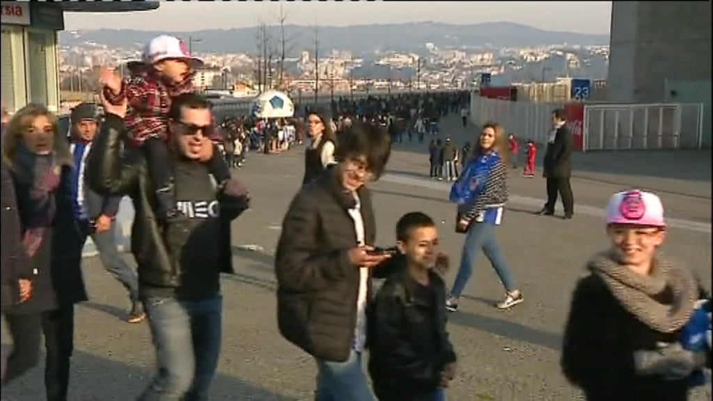 Futebol: treino aberto do FC Porto