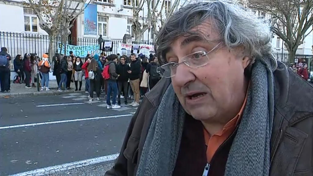 Protesto dos alunos da Escola Secundária Camões