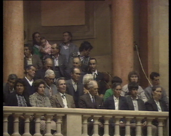 Sessão da Assembleia da República sobre terrenos baldios