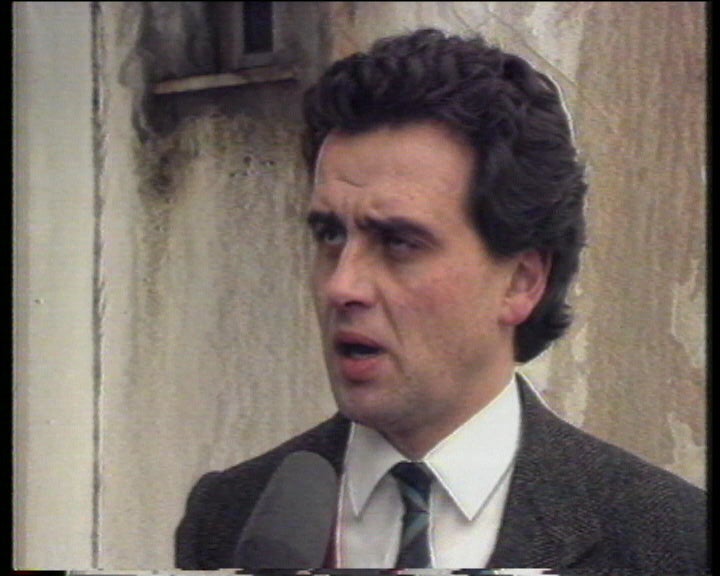 Quartel dos bombeiros na Guarda ameaça ruir