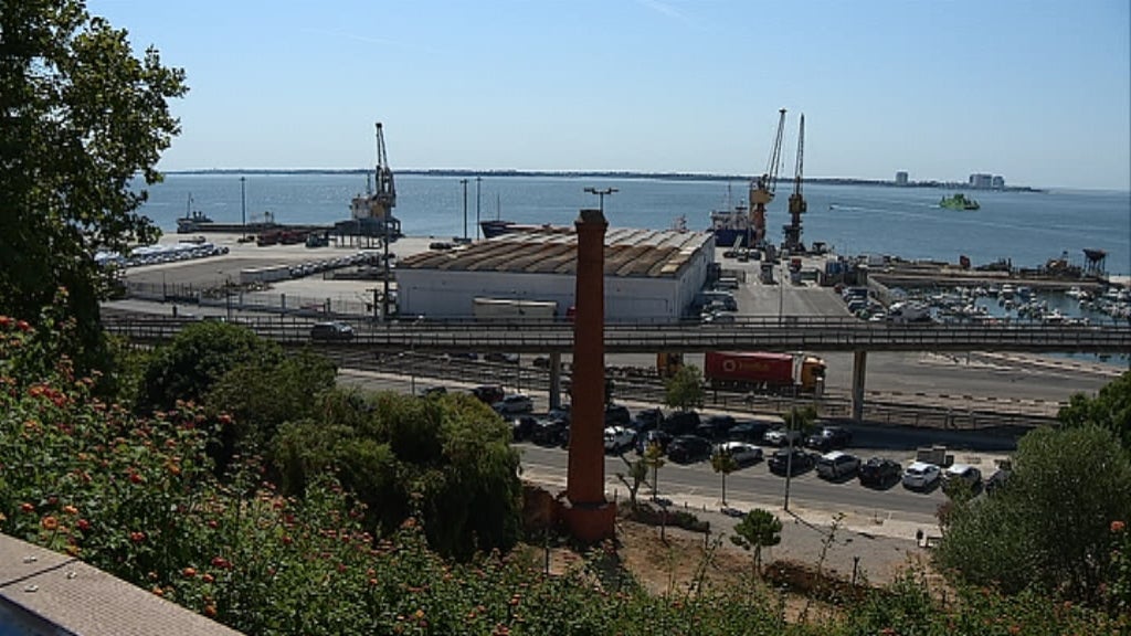 Dragagens no Estuário do Sado